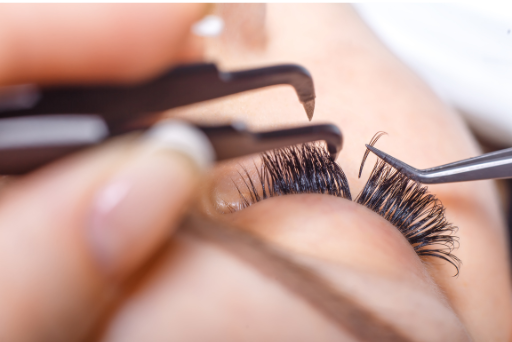 How Many Eyelashes Do You Lose in a Day?